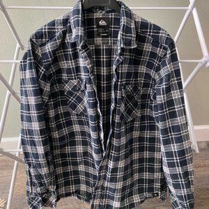 Quicksilver Modern Fit Long Sleeve Flannel Button-Up Size L
